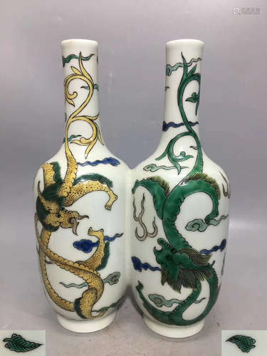 A SUSANCAI DRAGON PATTERN CONNECTED VASE