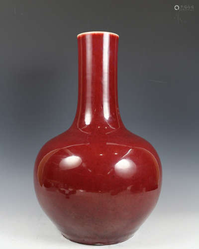 RED GLAZE TIANQIU VASE