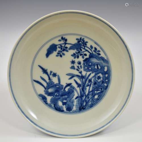 YONGZHENG BLUE AND WHITE FLORAL PLATE