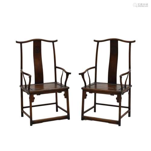 18/19TH C PAIR OF HUANGHUALI OFFICER HAT ARMCHAIRS