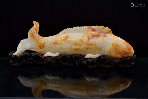 EXTRAORDINARY JADE CARVED FISH ON STAND