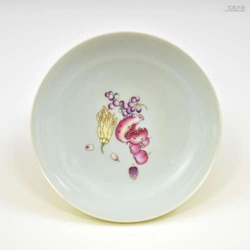 YONGZHENG FAMILLE ROSE PLATE