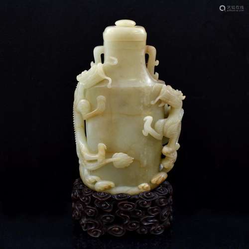 PIXIU MOTIF JADE LIDDED VASE ON STAND