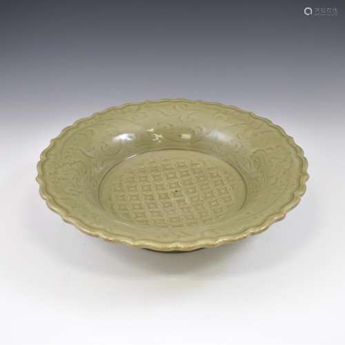 LONGQUAN CELADON CHARGER FLORAL MOTIFS