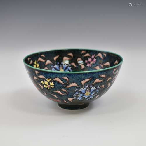 YONGZHENG FAMILLER NOIR FLORAL BOWL