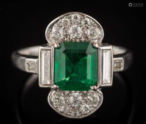An Art Deco-style emerald and diamond cluster ring: with central emerald-cut emerald 7.5mm x 6.