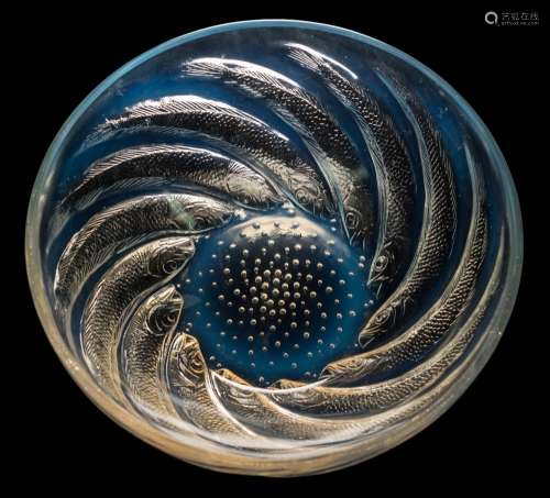 A Lalique glass bowl 'Poissons': the exterior intaglio moulded with bubbles and encircling fish,