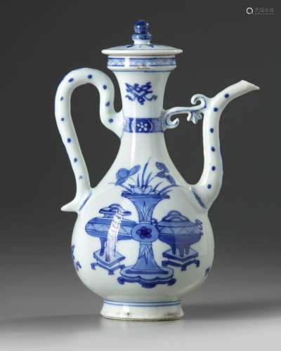 A CHINESE BLUE AND WHITE EWER AND A COVER