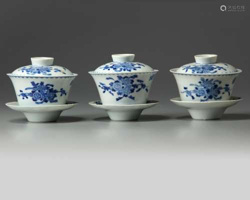 THREE SETS OF CHINESE BLUE AND WHITE BOWLS, COVERS AND SAUCERS