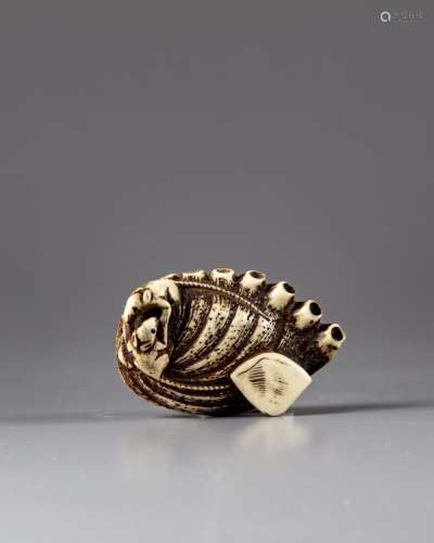 A JAPANESE BONE NETSUKE