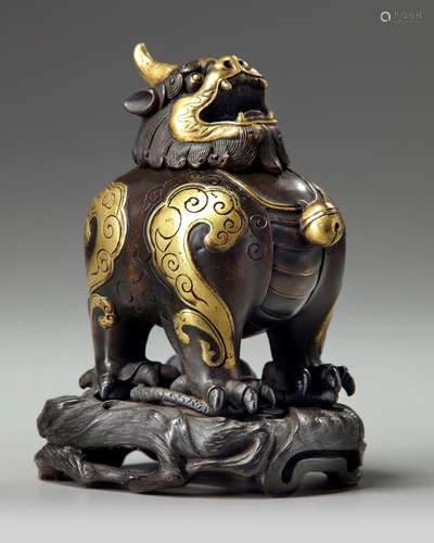 A CHINESE PARCEL GILT 'LUDUAN' CENSER