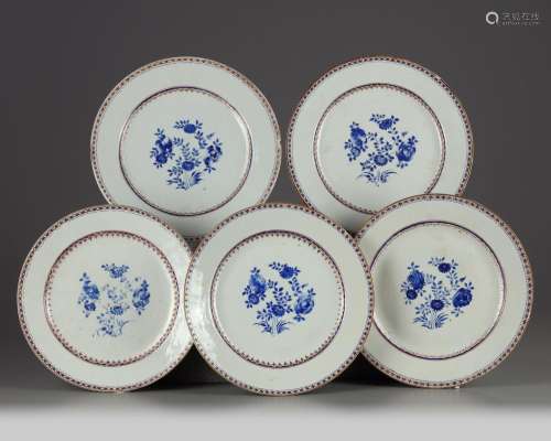 FIVE CHINESE BLUE-ENAMELLED AND GILT CHINESE 'FLORAL' DISHES