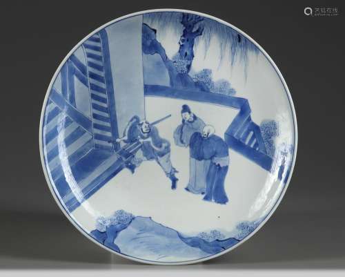 A CHINESE BLUE AND WHITE NARRATIVE DISH