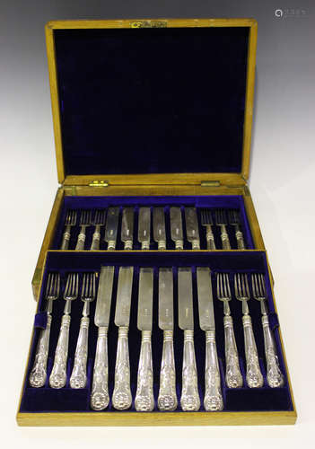 A set of twelve late Victorian silver King's pattern fruit knives and forks, Sheffield 1897 by