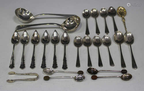 A pair of Victorian silver Old English pattern sauce ladles, London 1848 by Elizabeth Eaton, a set