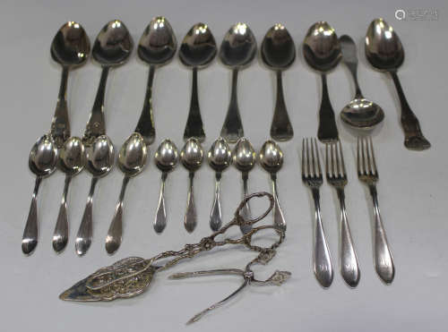 A pair of Swedish .830 silver pastry tongs, with pierced and cast foliate and bird decoration,