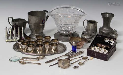 A small group of silver items, including a napkin ring, Birmingham 1939 by Liberty & Co Ltd, width