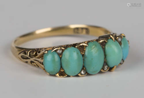 A gold and turquoise five stone ring, mounted with a row of graduated oval turquoise alternating