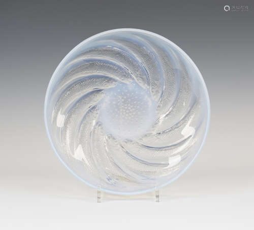 An Art Deco Lalique opalescent glass shallow bowl, 1930s, moulded with the Poissons design of