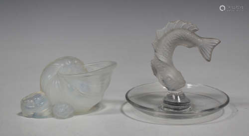 A Lalique frosted and clear glass cendrier, post-1945, modelled with a central fish, acid etched
