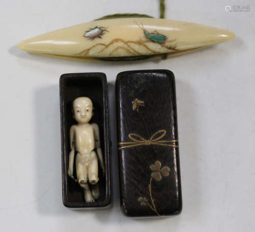 A Japanese shibayama inlaid ivory tatting shuttle, Meiji period, inlaid with insects and