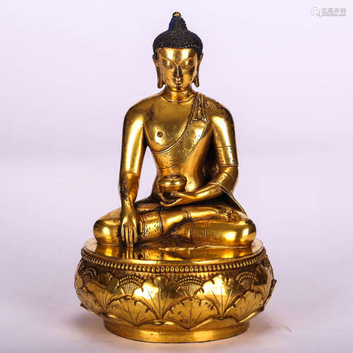 CHINESE GILT BRONZE FIGURE OF BUDDHA