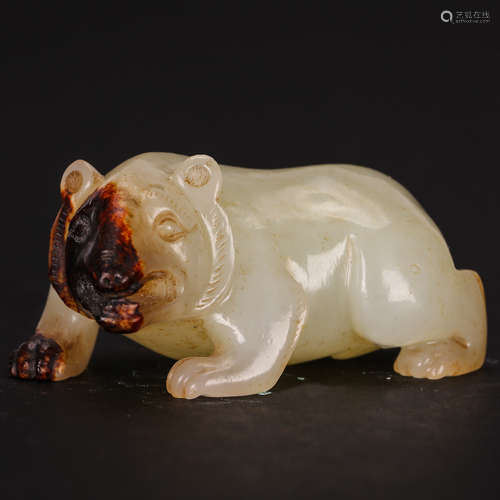 CHINESE ARCHAIC JADE BEAST