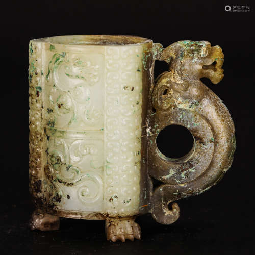 CHINESE ARCHAIC JADE DRAGON CUP