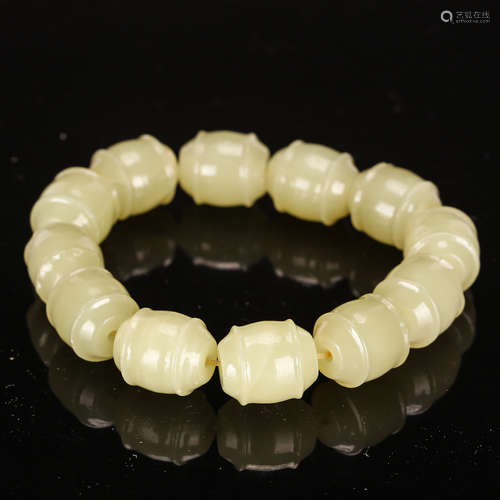 CHINESE JADE BEAD BRACELET