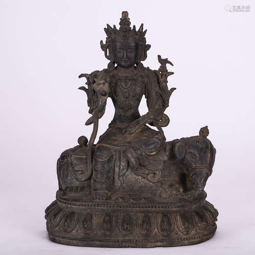 CHINESE IRON CASTED FIGURE OF GUANYIN