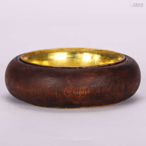 CHINESE CHENXIANG WOOD WITH GOLD BANGLE