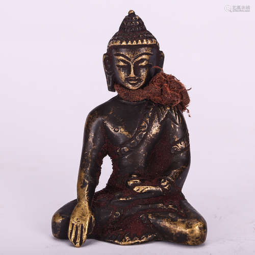 CHINESE BRONZE SEATED SHAKYAMUNI