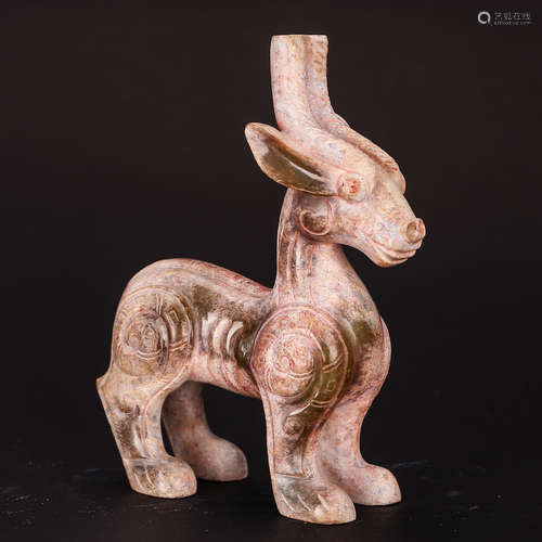 CHINESE ARCHAIC JADE BEAST