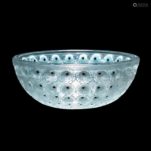 Moulded 'R LALIQUE FRANCE'; PRE 1947 A René Lalique frosted and polished glass 'Nemours' bowl