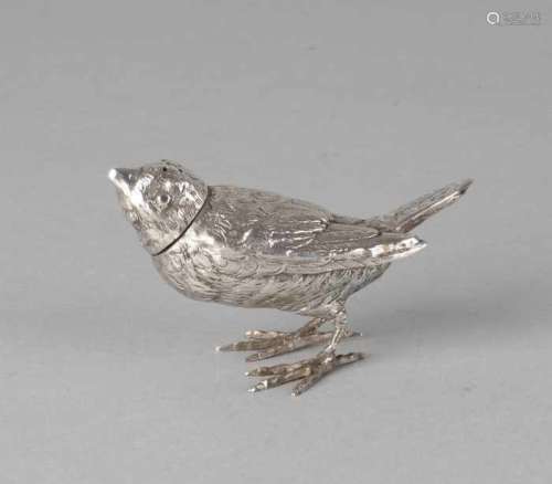 Silver bird, 835/000, as a spreader. 8x4x5cm. about 57 grams. broken a leg. cond reasonable