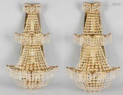 Two large crystal wall lamps, 2nd half of the 20th century, in good condition 84x45x30cm. Zwei große