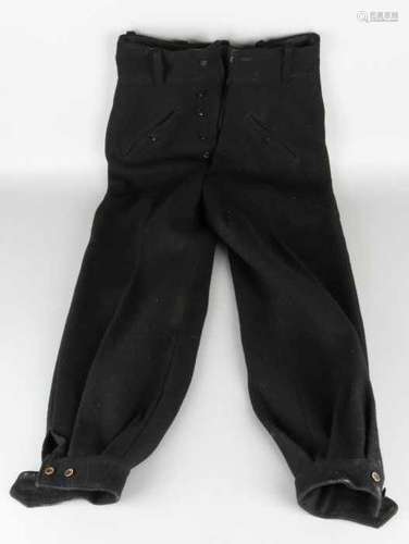 German WW II. Hitler Jugend BDM pants. Size: 100 cm. In good condition. Deutsch WW II. Hitler Jugend