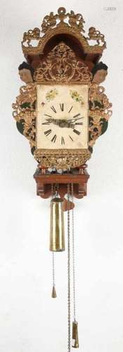 Separate 18th century Frisian chair clock. Separate dial with alarm clock. Size: 73 x 25 x 35 cm. In