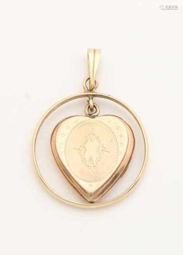 Yellow gold pendant, 585/000, made from a wedding ring with a heart-shaped medallion decorated