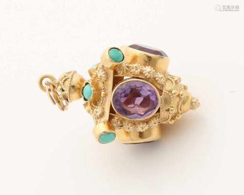 Special yellow gold pendant, 750/000, with amethyst and turquoise. lantern shaped pendant with