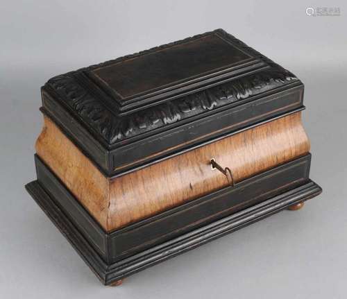 Antique 19th century walnut box with mirror and copper wire inlays (partly missing). Size: 24 x 34 x