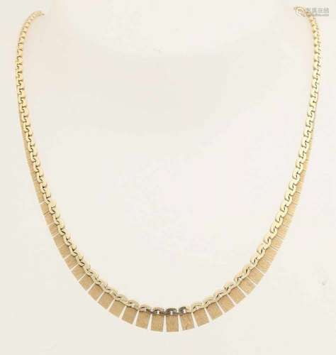 Yellow gold necklace, 585/000, luna link with plates, in width. Equipped with lock and safety.