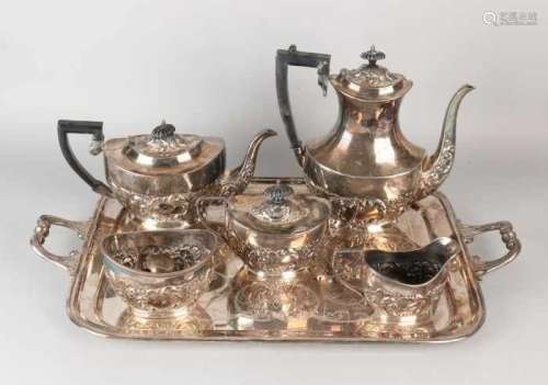 Six-piece English Sheffield plated coffee-tea service. 20th century. Size: 14 - 60 cm. In good