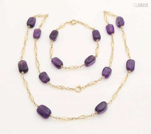 Yellow gold chain and bracelet, 585/000, with amethysts. Link chain and bracelet with tumbled