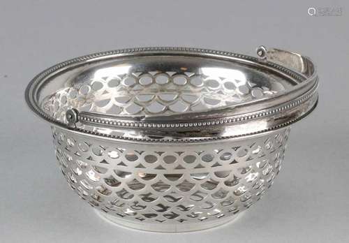 Silver tangle basket, 833/000, round model cut open with a shawl decor with beaded edge. With handle