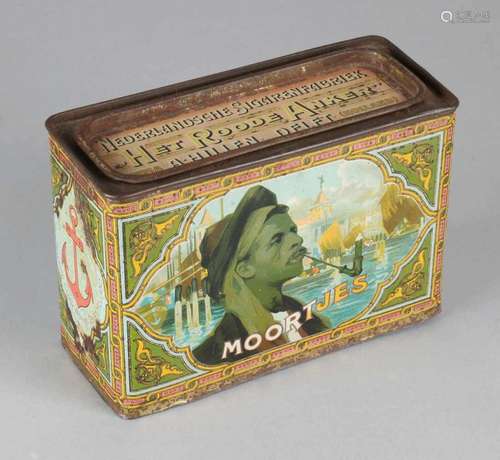 Antique 'Moortjes Cigars' tobacco tin box. Circa 1915. Dutch Cigars Factory 'Het Roode Anker Delft'.