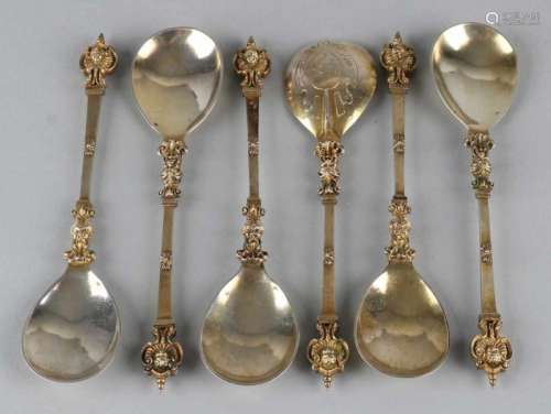 Six silver plated spoons with pear-shaped bow and a stem decorated with floral elements crowned with