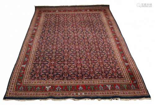 Old multicolored Persian rug. Red-brown, floral. Size: 238 x 163 cm. In good condition. Alter bunter