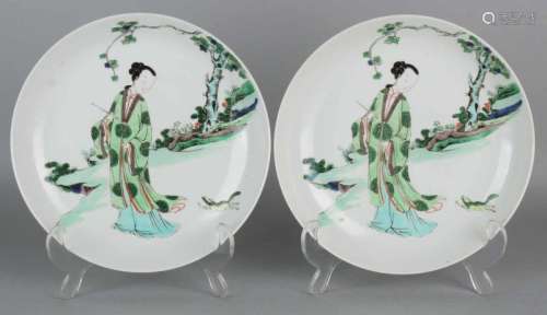 Two old Chinese porcelain Family Rose plates with geishas and squirrel. Size: 20.7 cm ø. In good