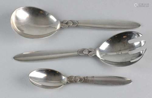 Three silver cutlery pieces, 925/000, George Jensen, consisting of a salad cutlery and spoon,
